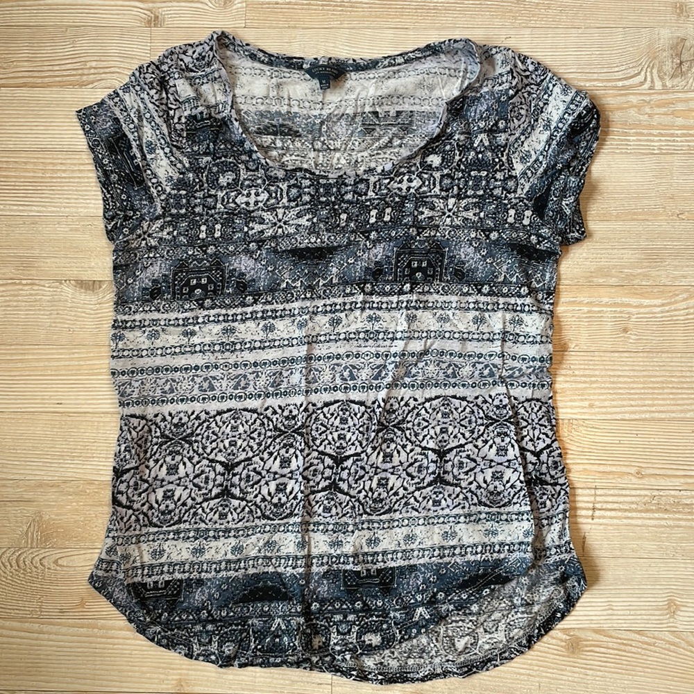 Lucky Brand T-Shirt
